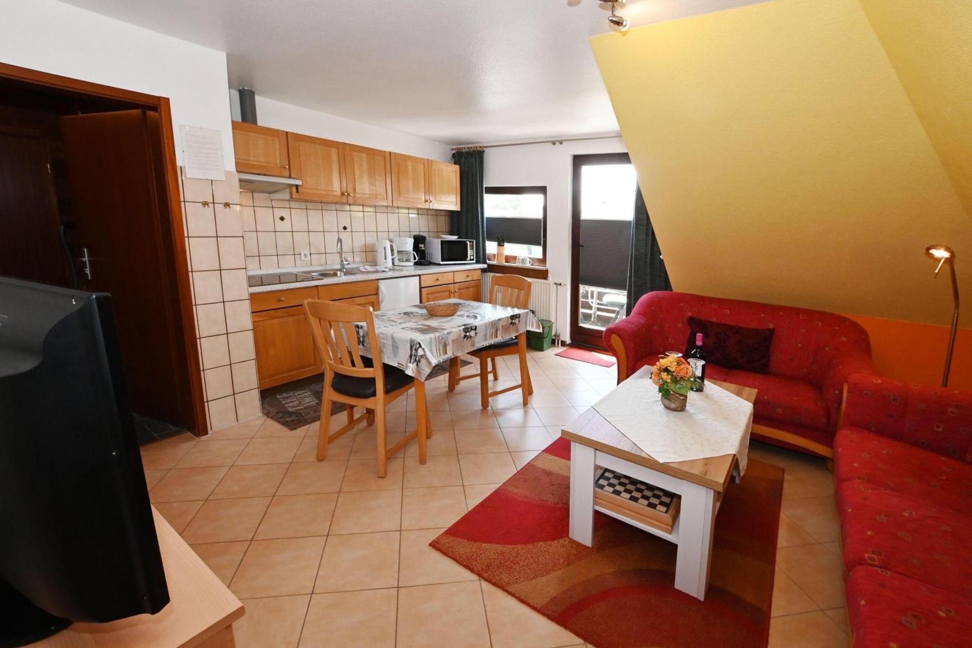 Haus-Lily-Nr-03 Apartment บือซุม ภายนอก รูปภาพ